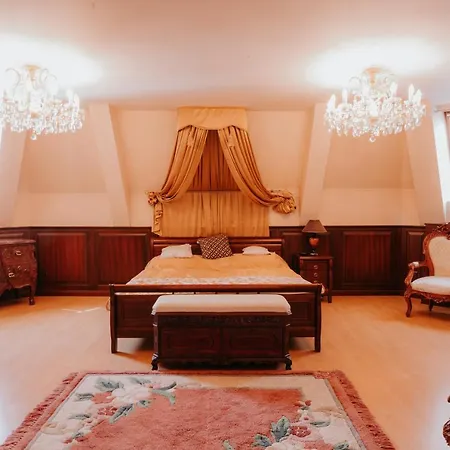 Bonaparte Hotel
