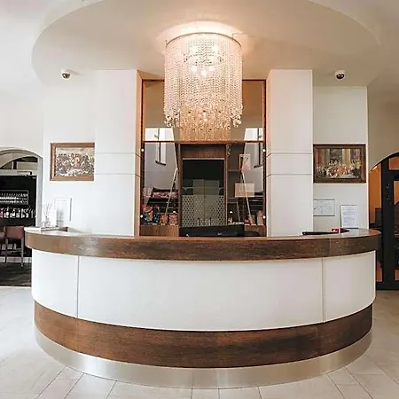 Bonaparte Hotel 4*